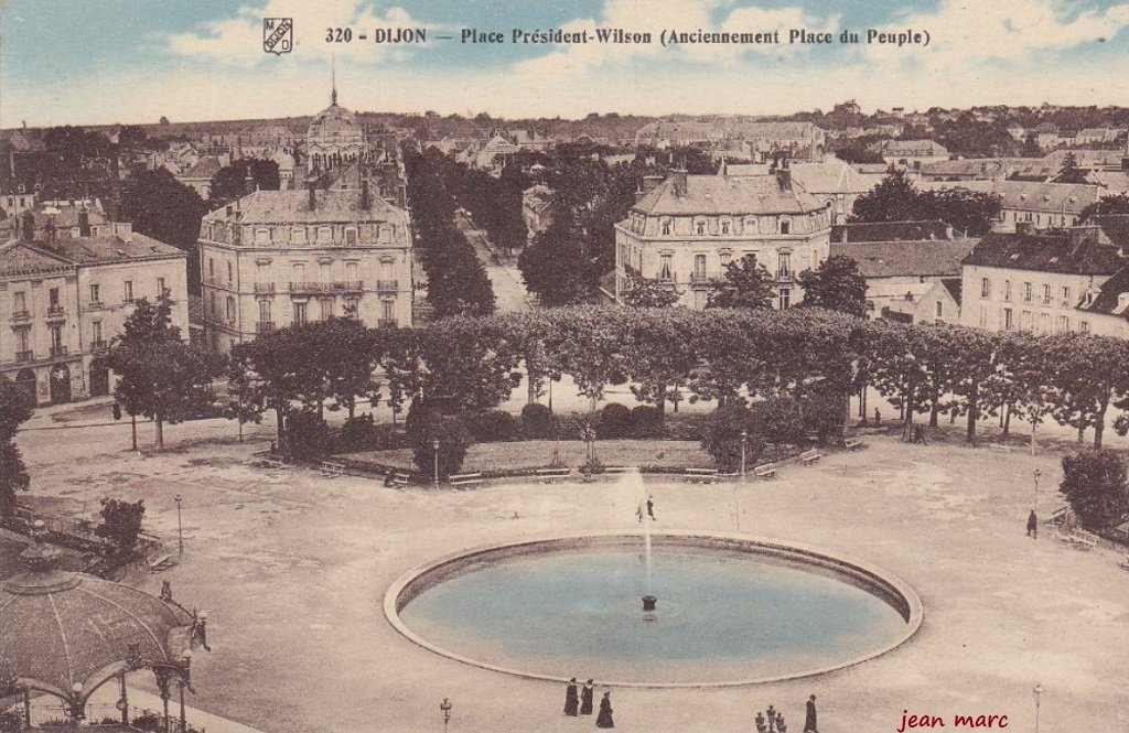 Dijon - Place Président Wilson.jpg