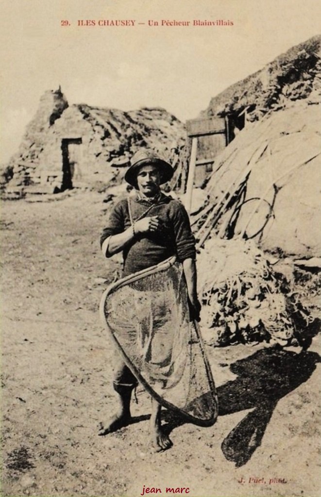 Iles Chausey - Un Pêcheur Blainvillais.jpg