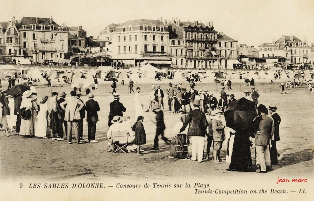 Les Sables-d'Olonne - Concours de Tennis sur la Plage.jpg