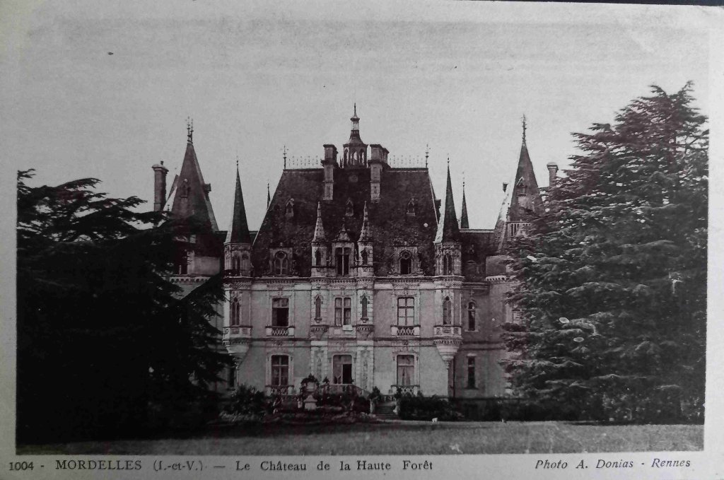 1004 - Mordelles - le château de la haute forêt (10184).jpg