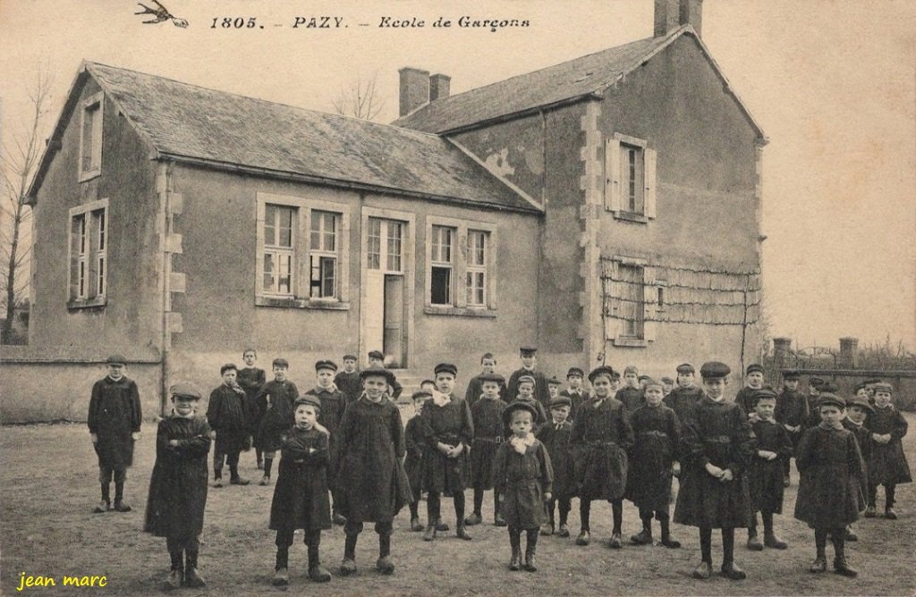 Pazy - École de Garçons.jpg