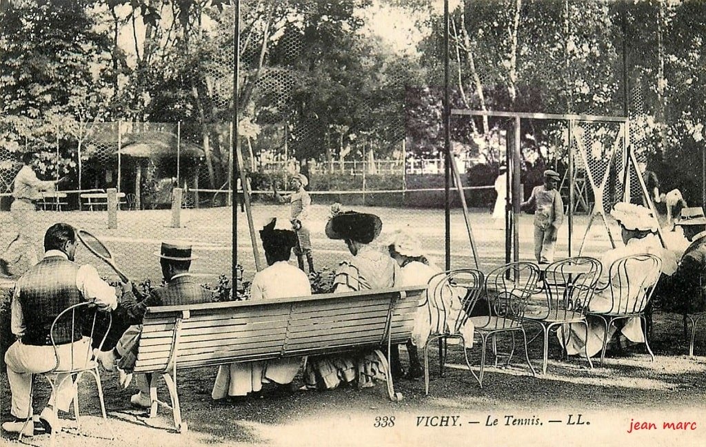 Vichy - Le Tennis.jpg