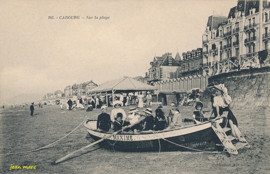 Cabourg - Sur la Plage.jpg