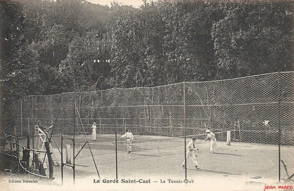 Saint-Cast - La Garde - Le Tennis-Club.jpg
