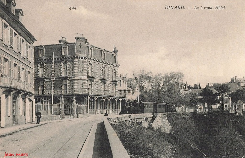 Dinard - Le Grand Hôtel (444 ND Phot.).jpg
