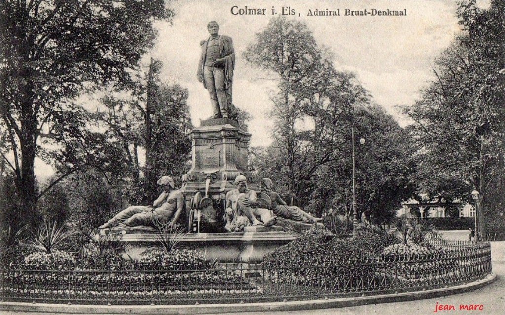 Colmar - Monument Admiral Bruat.jpg