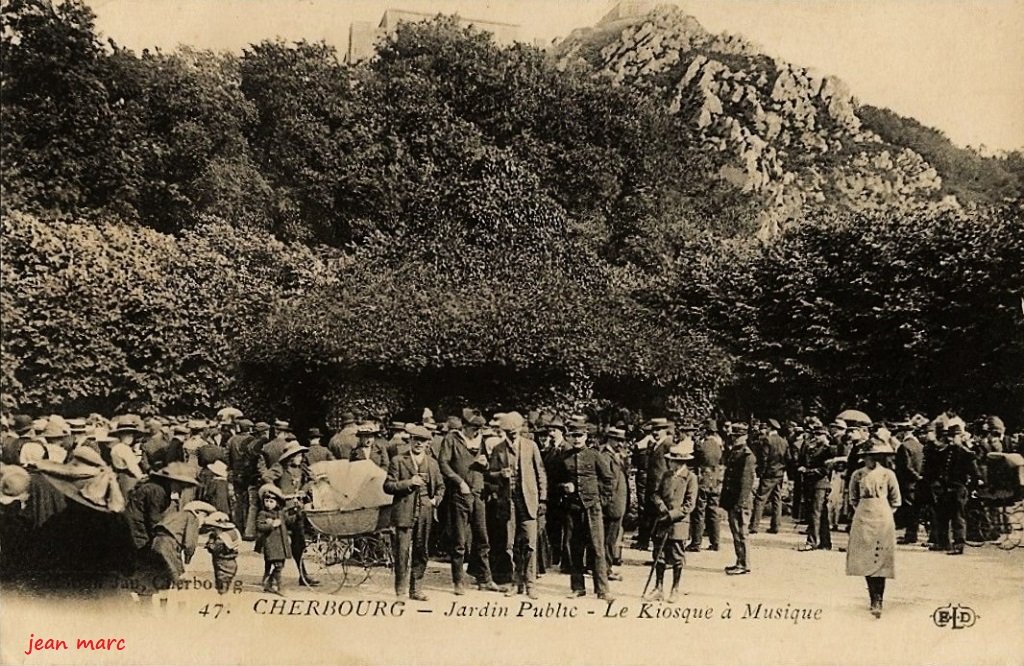 Cherbourg - Jardin Public - Le Kiosque à musique.jpg