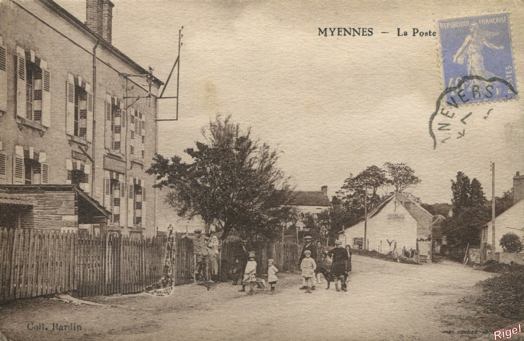 58-Myennes - La Place - Coll Bardin.jpg