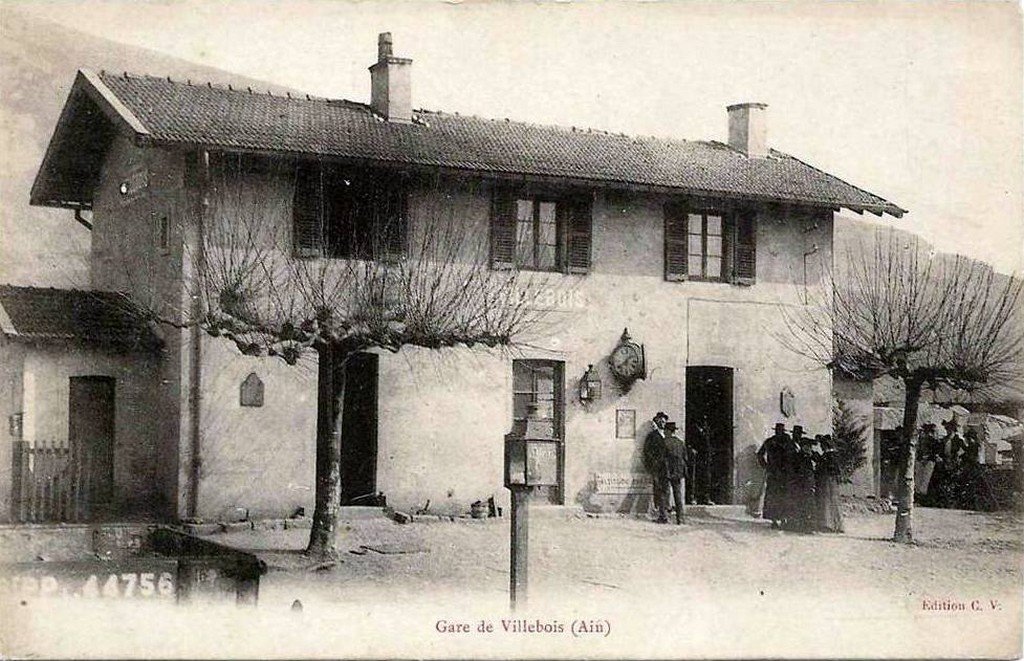 01 - Villebois 1 CV.jpg