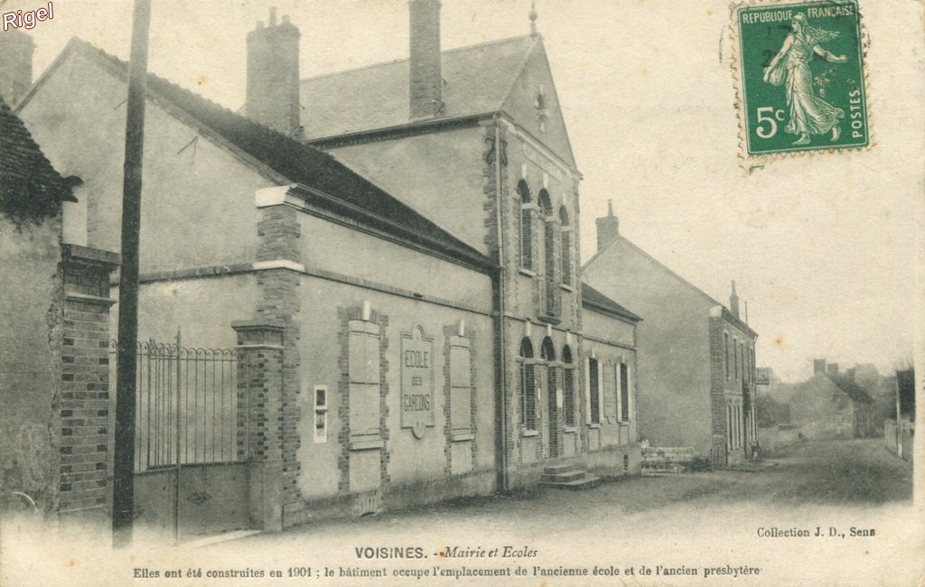 89-Voisines - Mairie Ecoles.jpg
