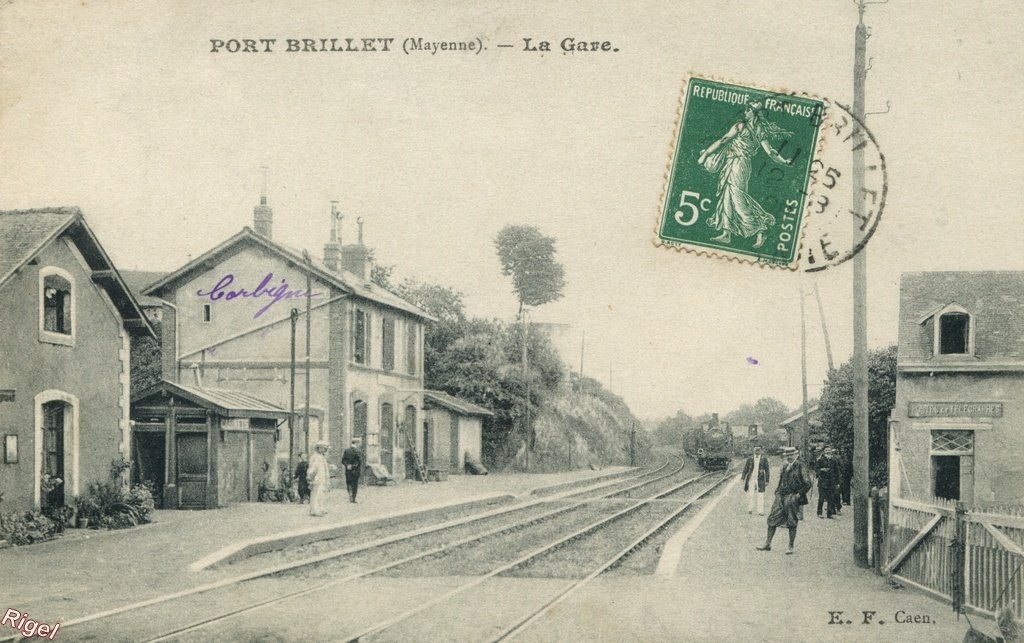 53-Port-Brillet - La Gare - EF.jpg