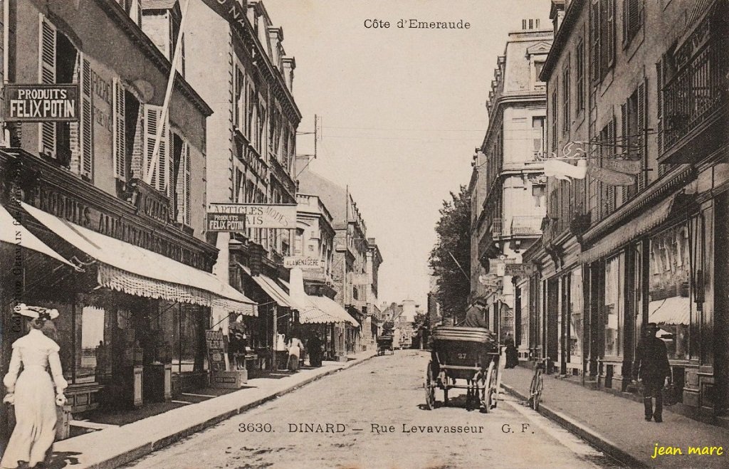 Dinard - Rue Levavasseur.jpg