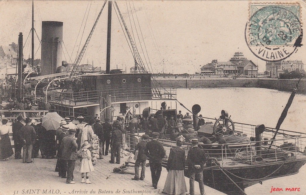 Saint-Malo - Arrivée du bateau de Southampton.jpg