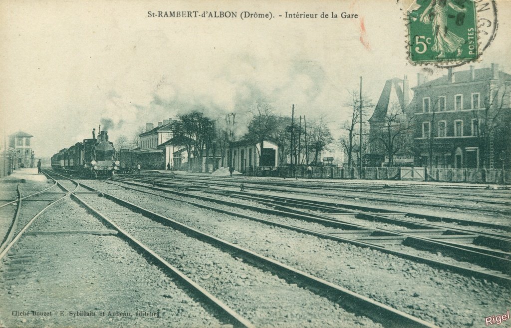 26-St-Rambert-d'Albon - Intérieur de la Gare - Cliché Douzet - Sybillain et Aubeau éditeurs.jpg
