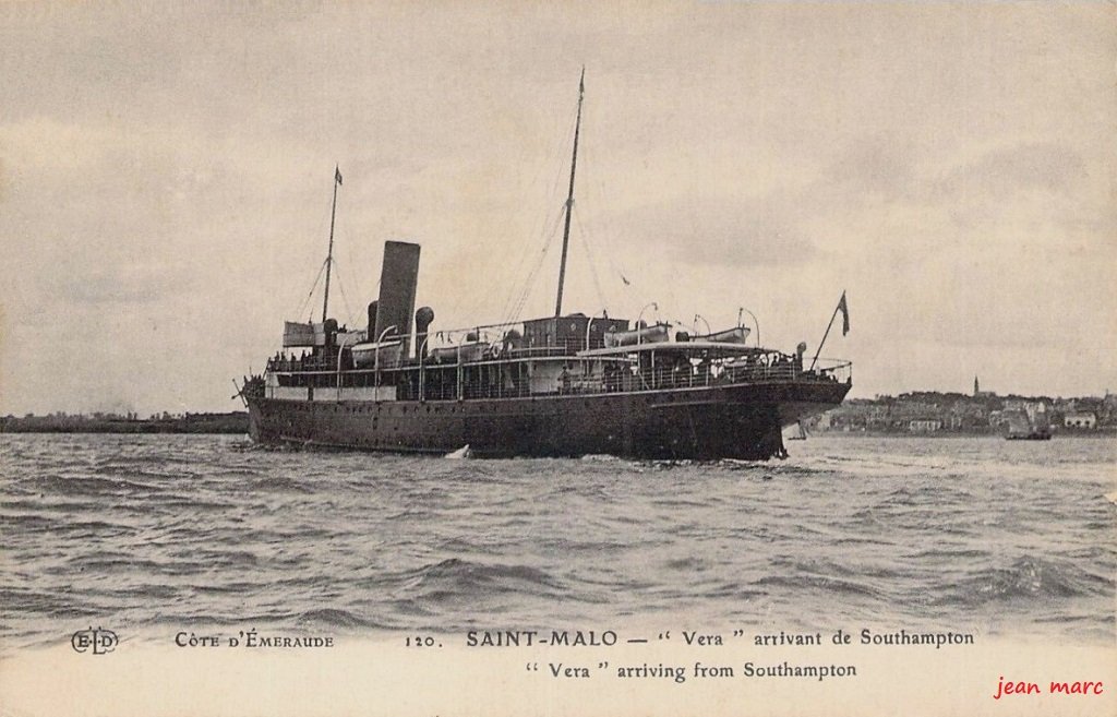 Saint-Malo - Vera arrivant de Southampton.jpg