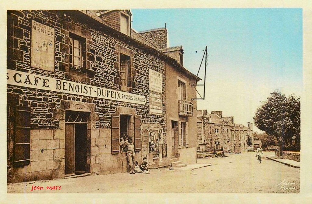 Epiniac - L'arrivée route de Lanhélin.jpg