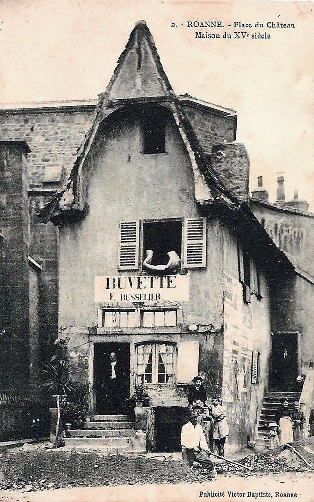 Roanne (2).jpg