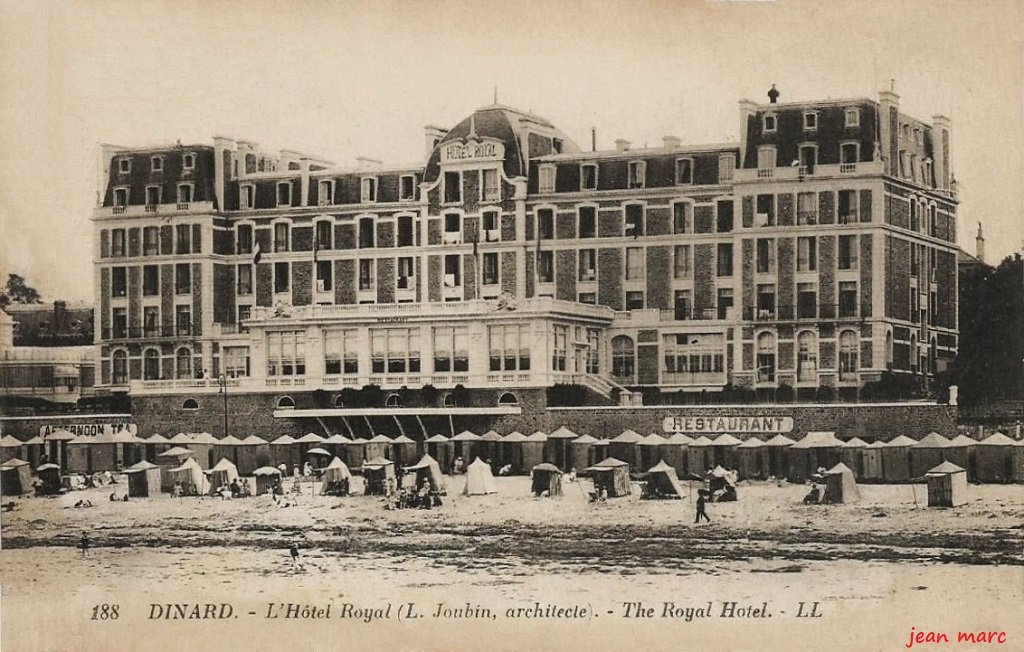 Dinard - L'Hôtel Royal.jpg