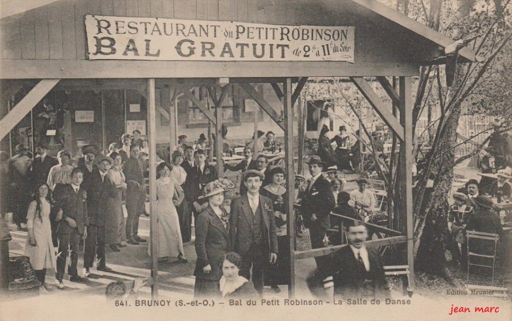 Brunoy - Bal du Petit Robinson - La Salle de Danse.jpg