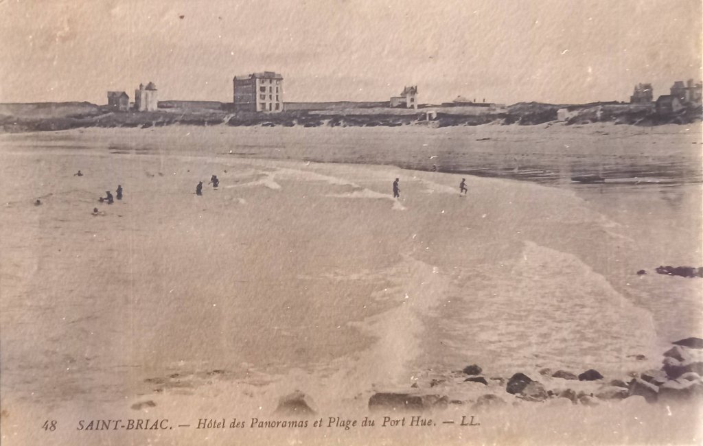 48 - Saint Briac - Hôtel des panoramas et plage du Port Hue ll.jpg