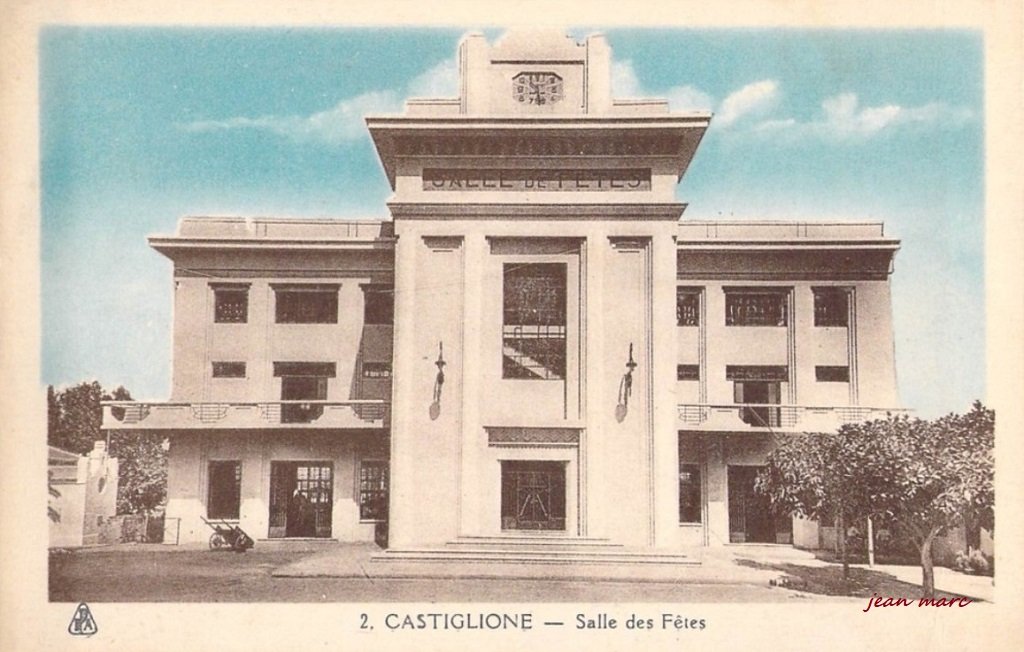 Castiglione - Salle des Fêtes.jpg