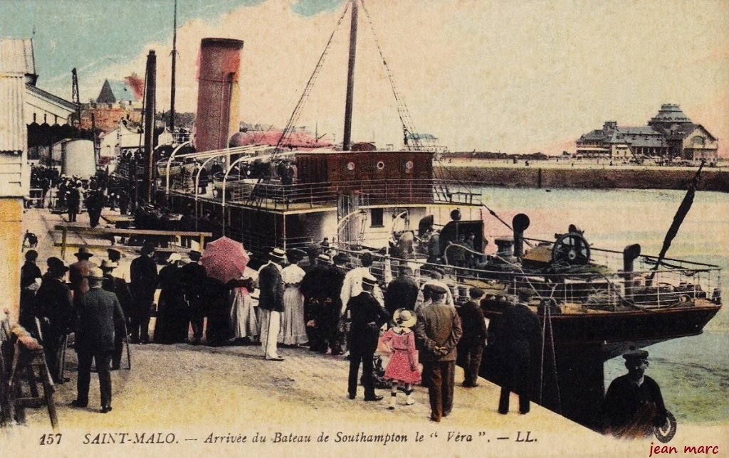 Saint-Malo - Arrivée du bateau de Southampton, le Véra.jpg
