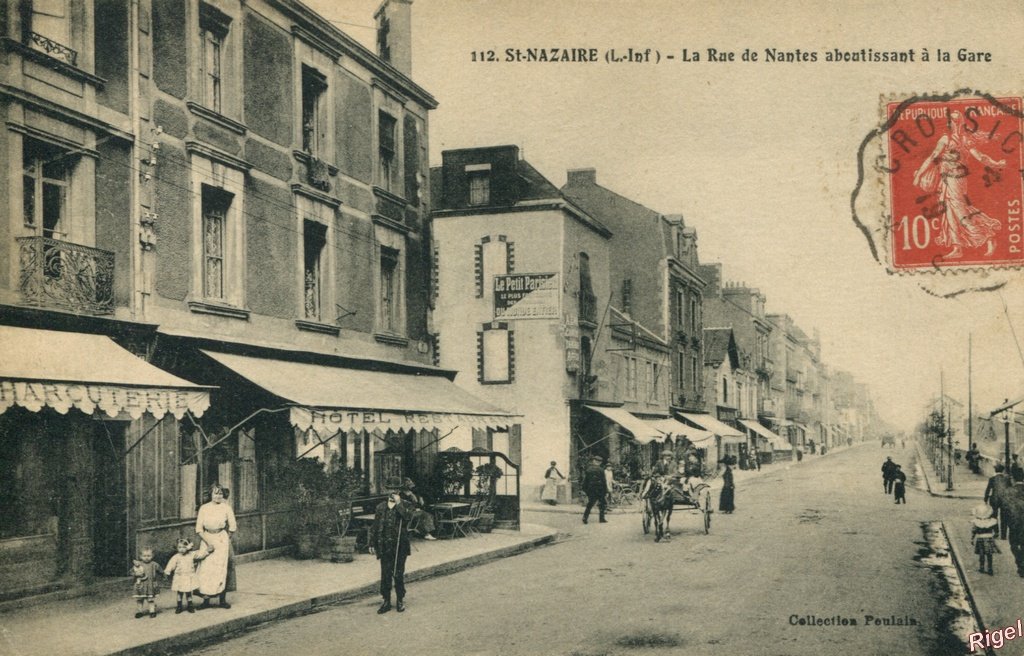 44-St-Nazaire - La Rue de Nantes aboutissant à la Gare - 112 Collection Poulain.jpg