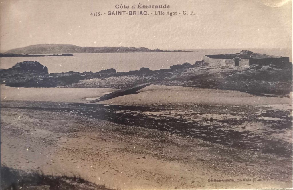 4355 Saint Briac - l'ile agot guérin.jpg
