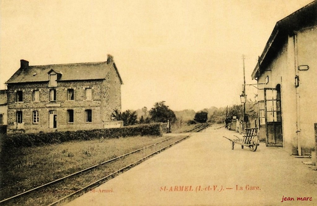 Saint-Armel - La Gare.jpg