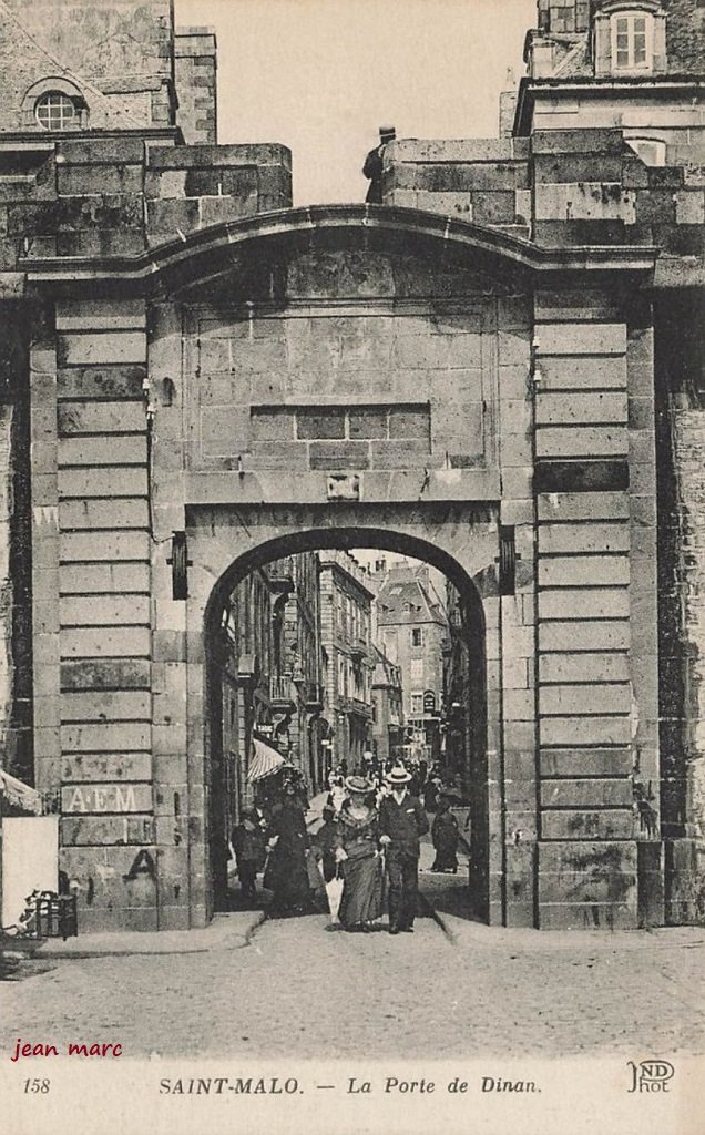 Saint-Malo - La Porte de Dinan.jpg