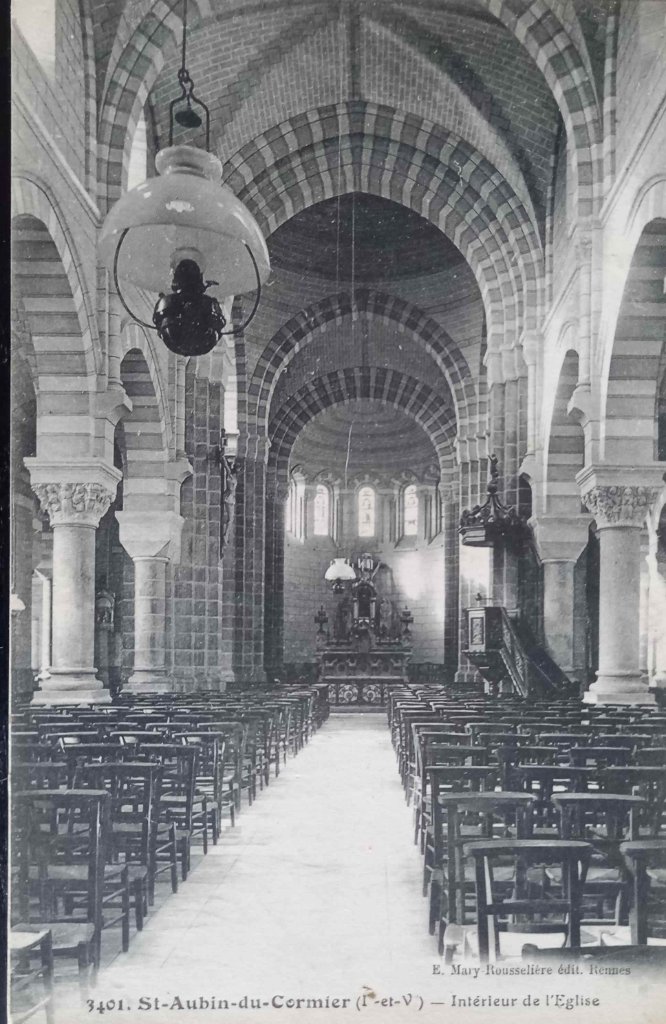 3401 - Saint Aubin du Cormier - intérieur de l'église -emr.jpg