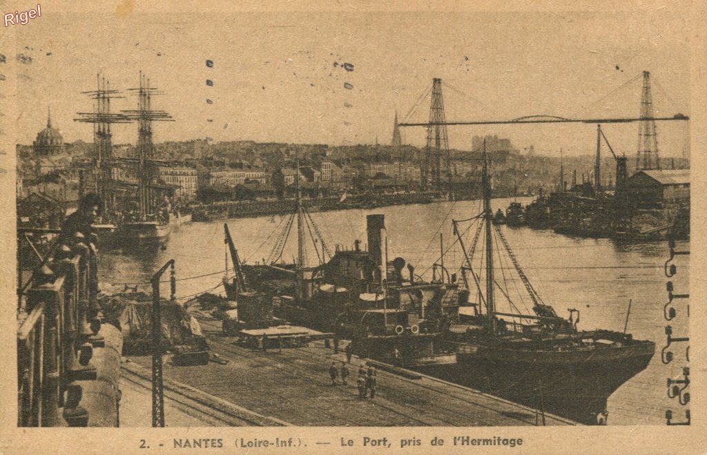 44-Nantes - Le Port pris de l'hermitage - 2F Chapeau Editeur.jpg