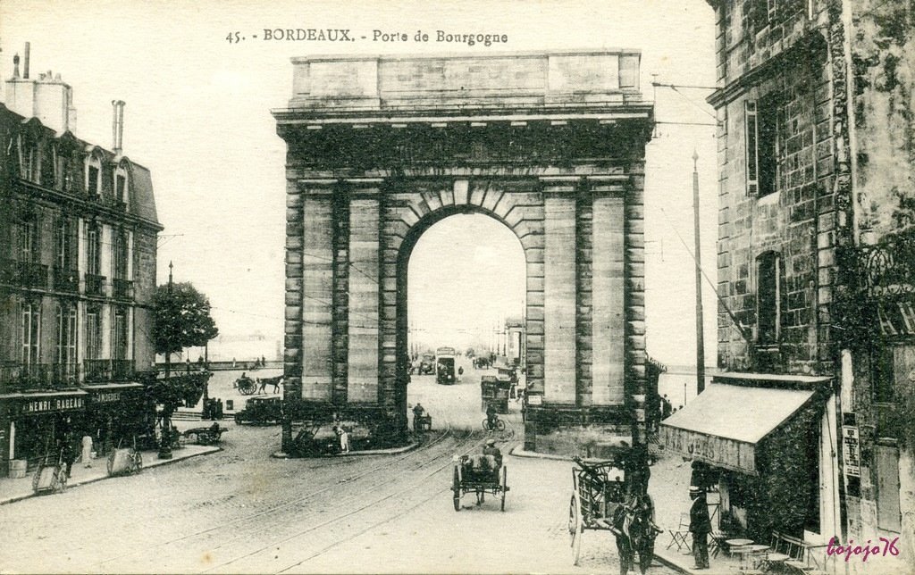 33-Bordeaux-Porte de Bourgogne.jpg