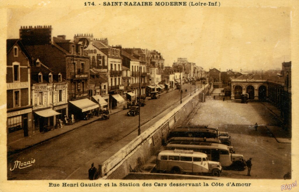44-St-Nazaire - Station des Cars - 174 Nozais.jpg