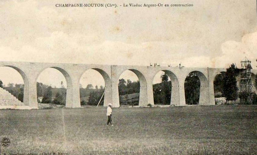 Champagne Mouton 3 P.jpg