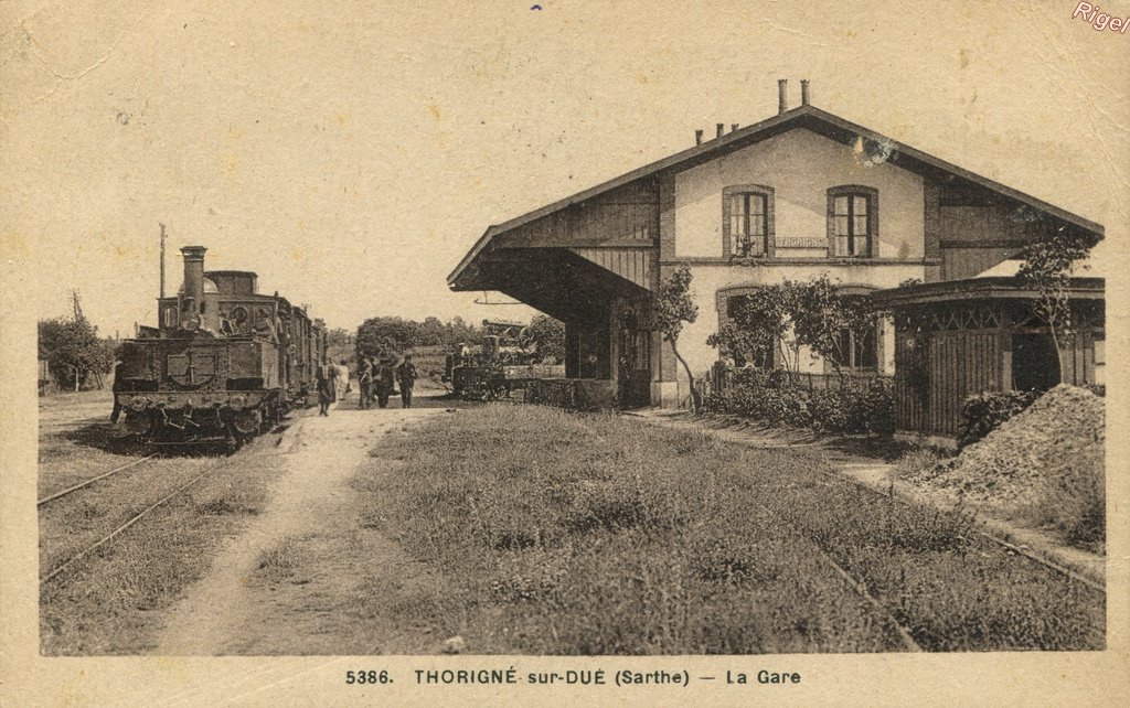 72-Thorigné-sur-Dué - La Gare - 5386 Edition Adol.jpg