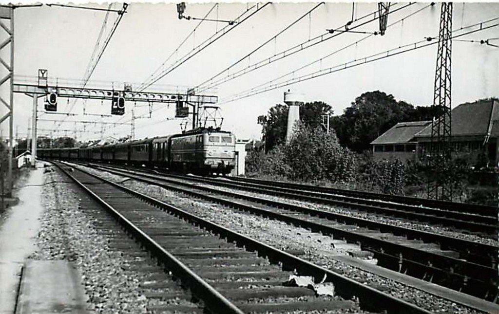 Cannes-Ecluse en 1954 (2).jpg