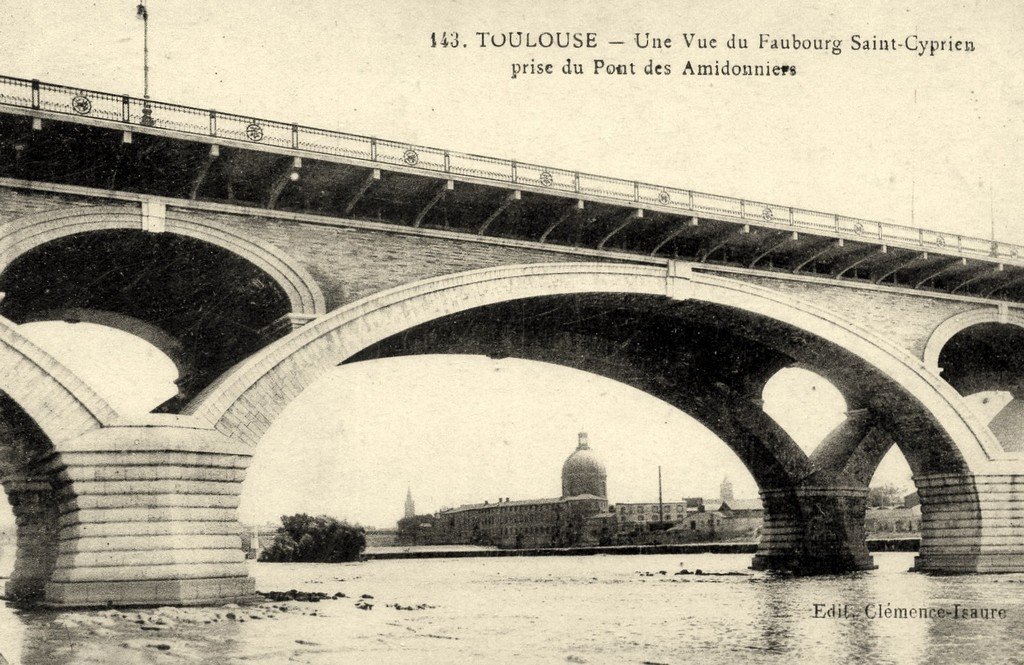 Toulouse - Pont des Amidonniers (143) C.I..jpg
