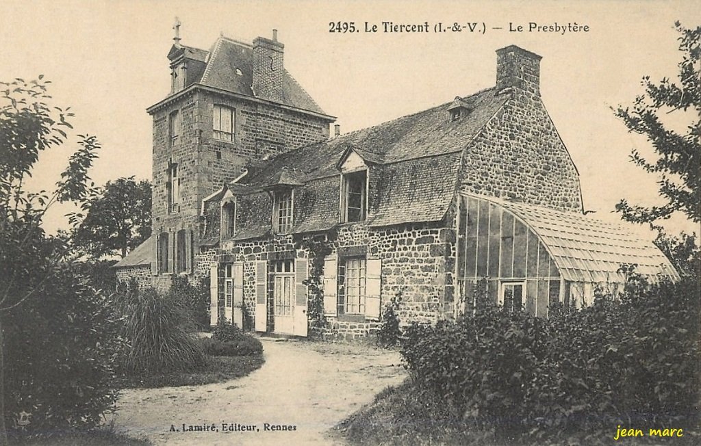 Le Tiercent - Le Presbytère.jpg