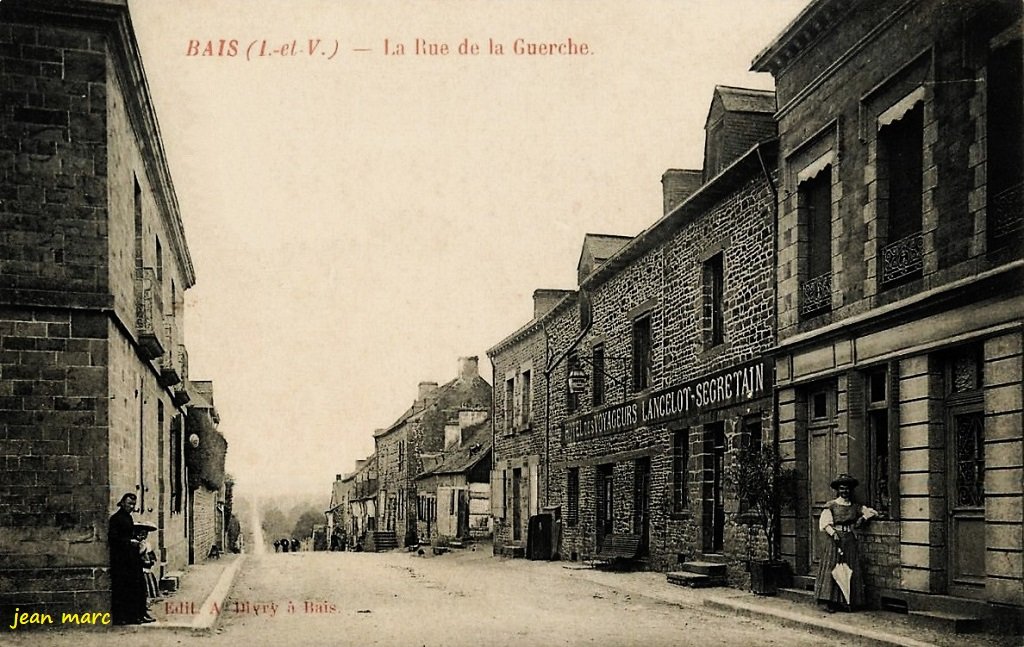 Bais - La Rue de la Guerche.jpg