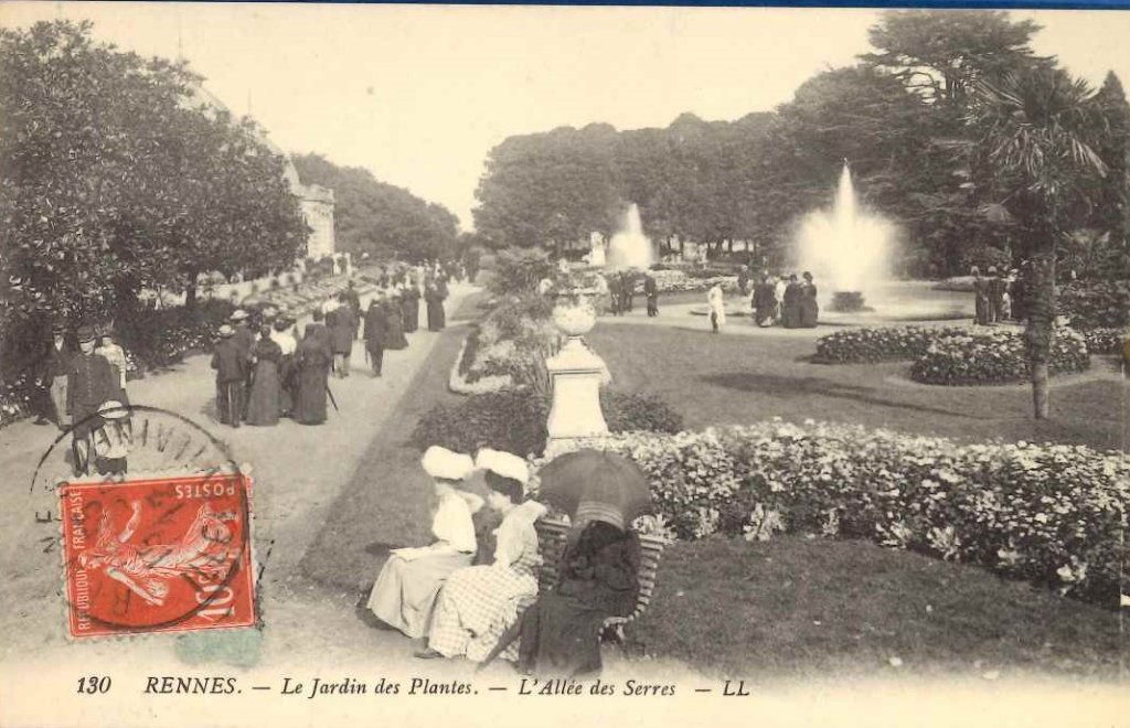 130 - Rennes - le jardin des plantes - l'allée des serres -ll.jpg