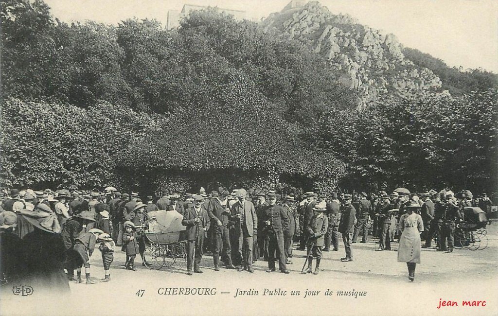 Cherbourg - Jardin Public un jour de musique.jpg