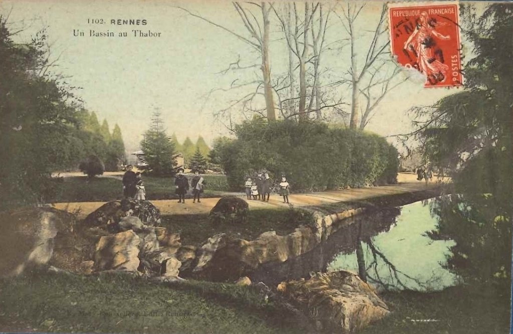 1102 - Rennes - Un bassin du Thabor -emr.jpg