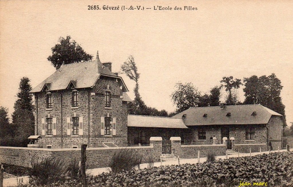 Gévezé - L'École des Filles.jpg
