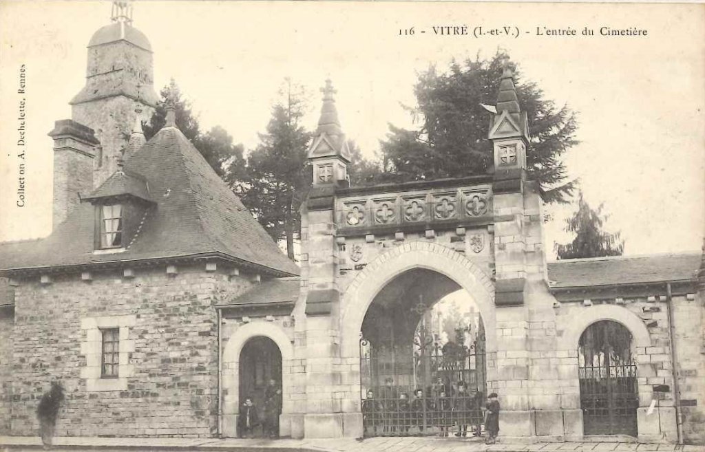 116 - Vitré - L'entrée du cimetière -dechelette.jpg
