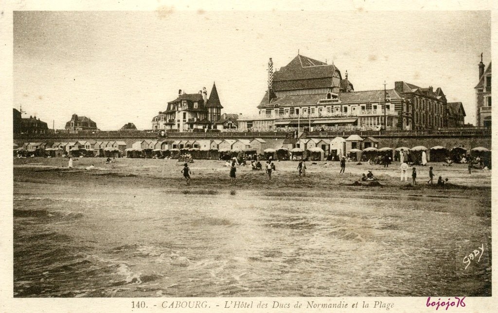 14-Cabourg-Hotel des Ducs.jpg