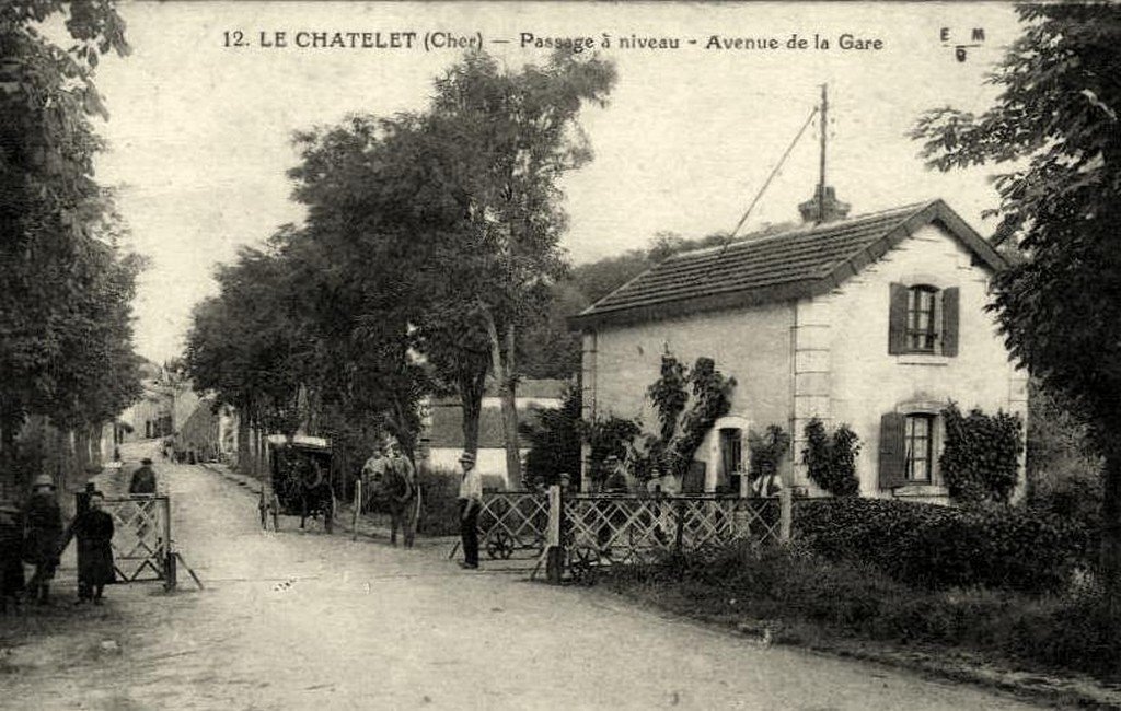 Le Chatelet 12 PN.jpg