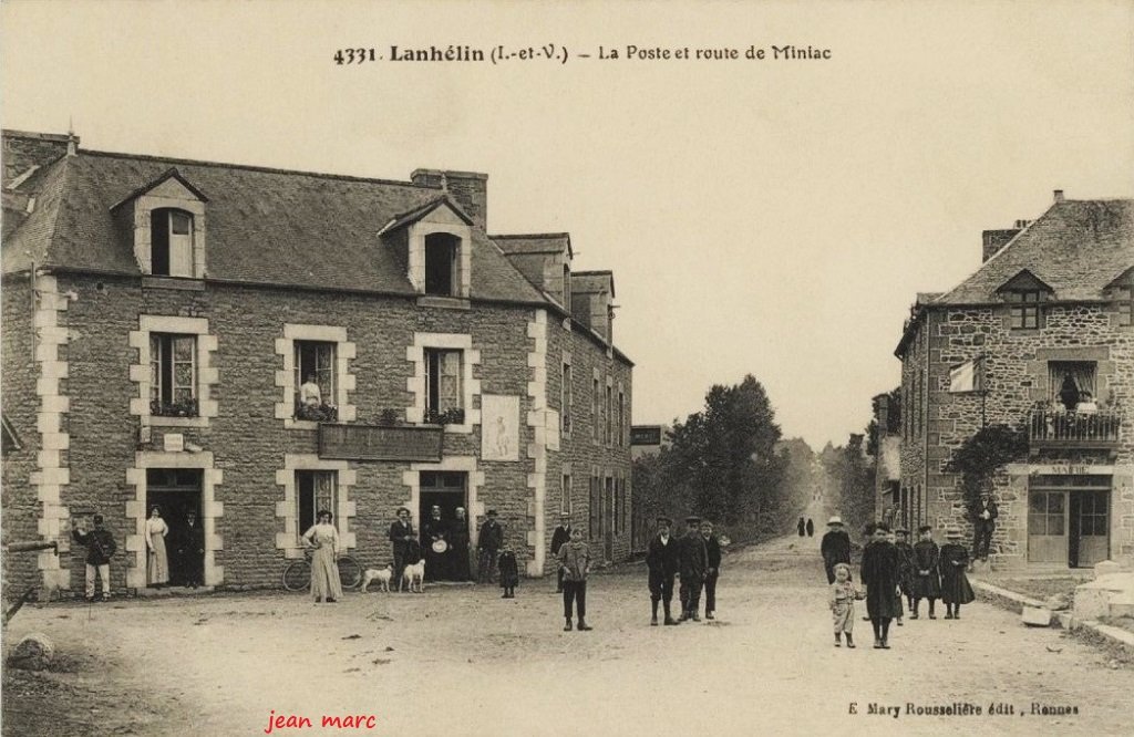Lanhélin - La Poste et la Route de Miniac.jpg