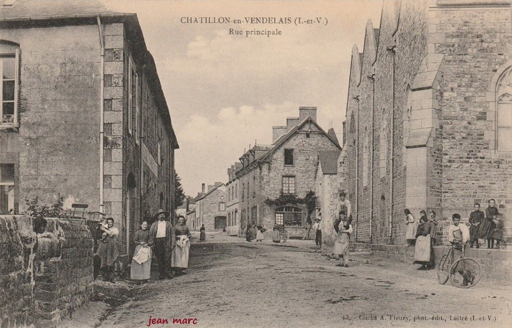 Châtillon-en-Vendelais - Rue principale.jpg