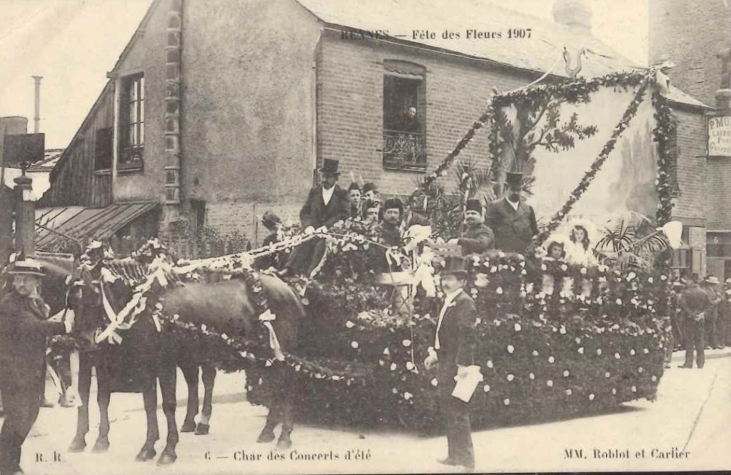 6 - Rennes - Fête des fleurs 1907 - char des concerts d'été -rr.jpg